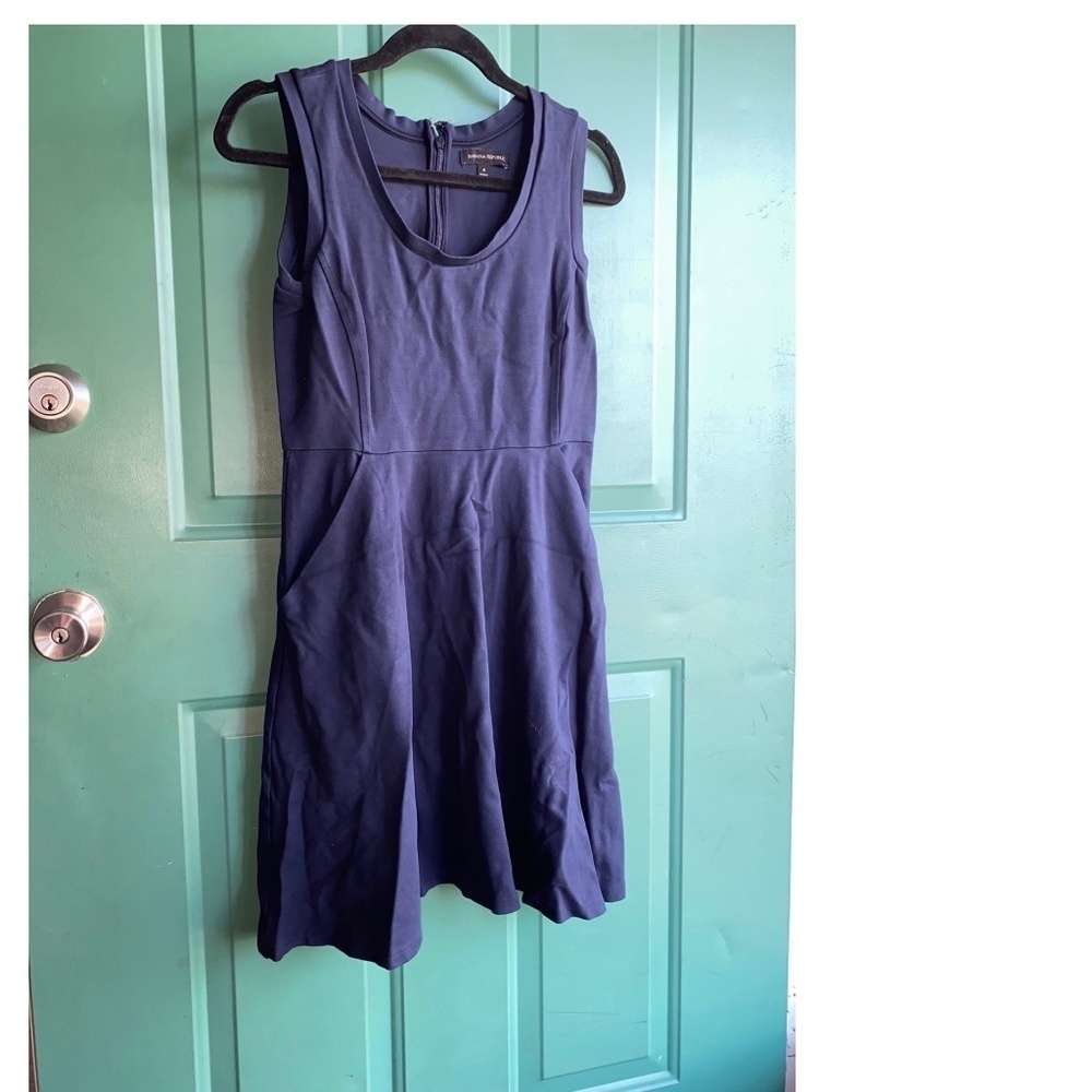 Banana Republic size 4 navy excellent condition